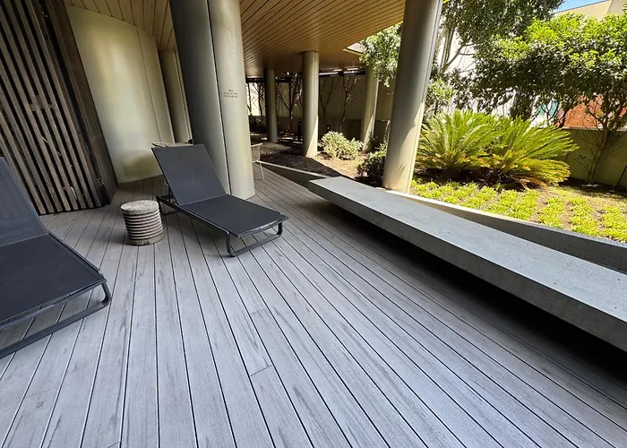 North Melbourne Retreat